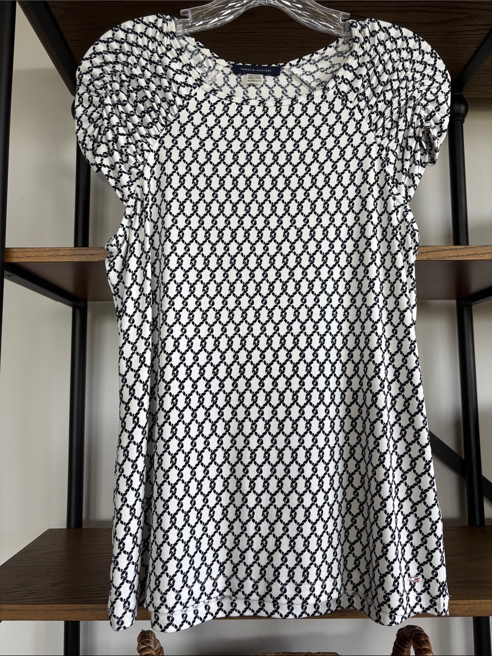 Tommy Hilfiger White and Navy Chain-Print shirt